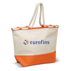 Spacious HolidayTote with Integrated Zipper Closure